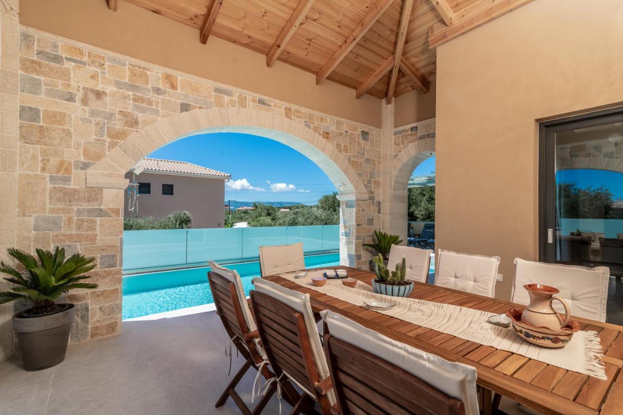 Romanza II Luxury Villa Kalamákion Eksteriør billede
