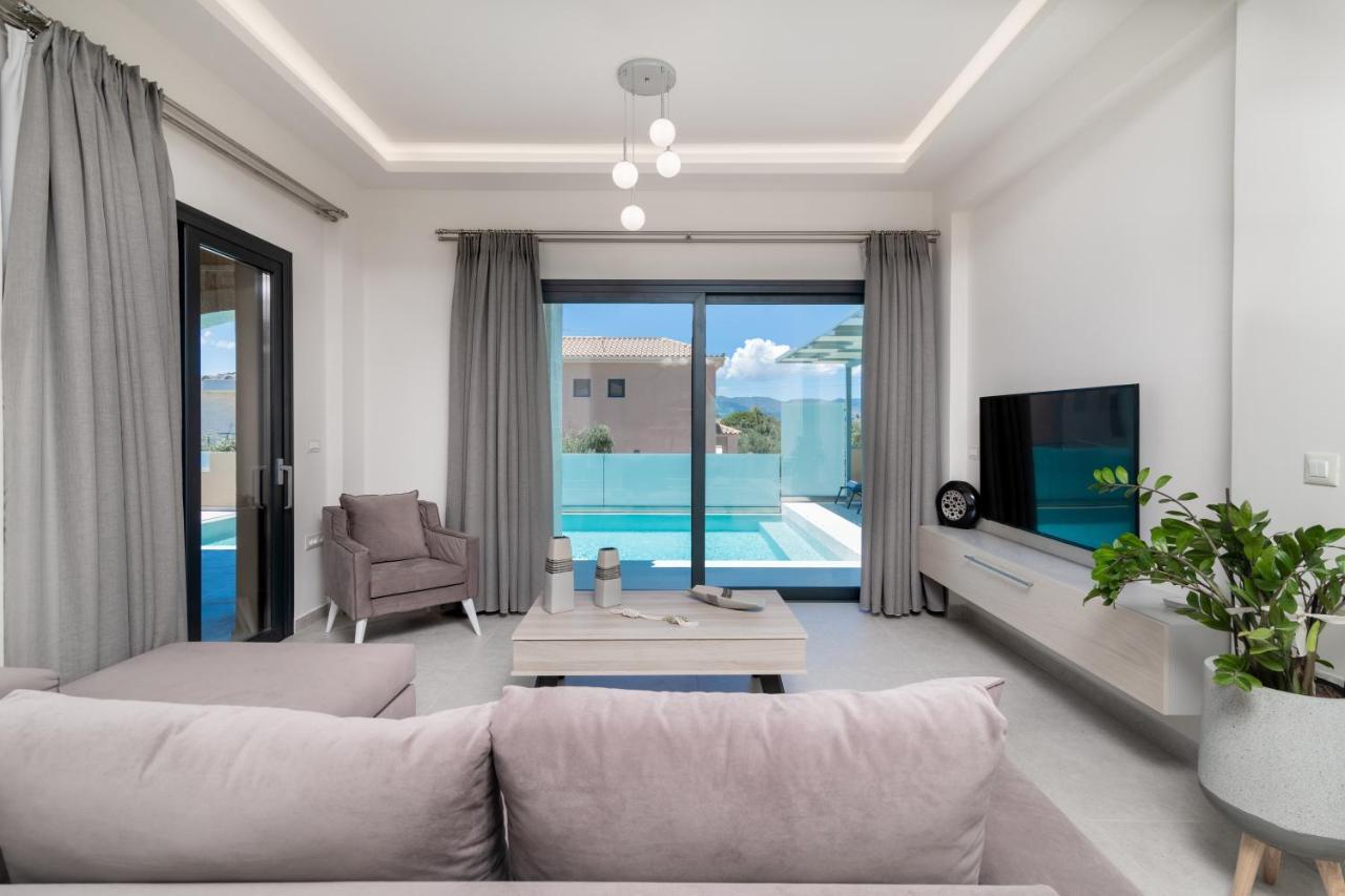 Romanza II Luxury Villa Kalamákion Eksteriør billede